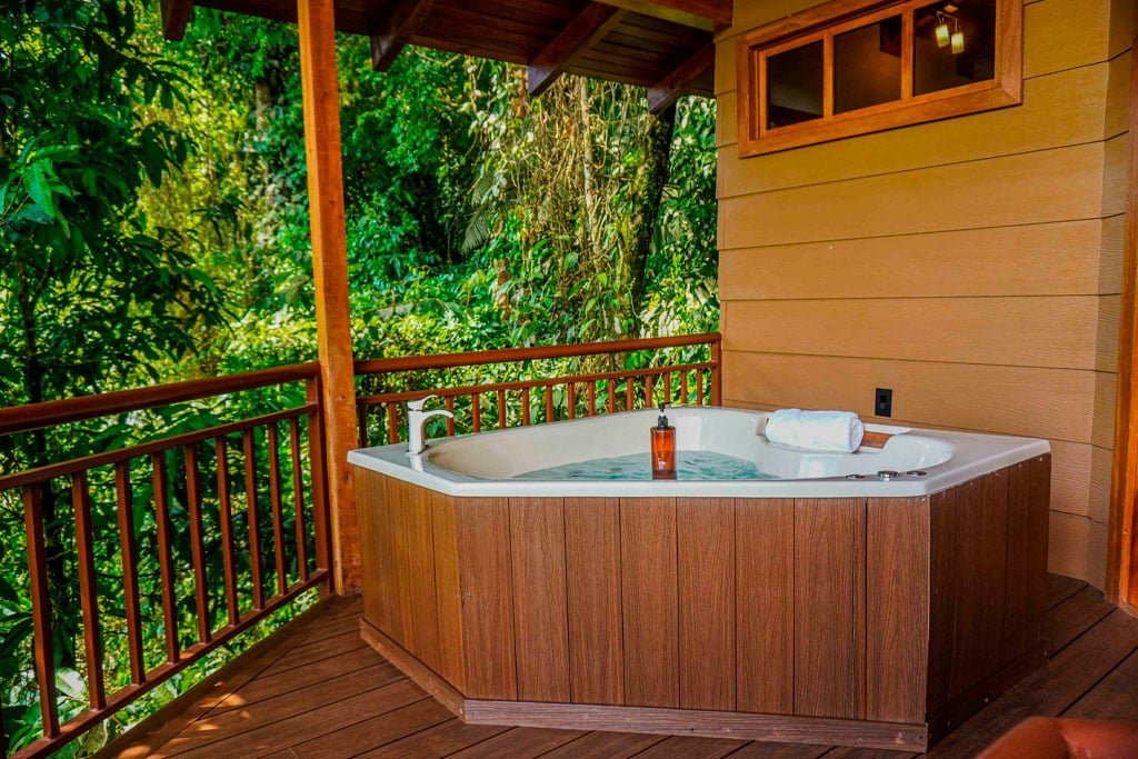Deluxe Tree Houses